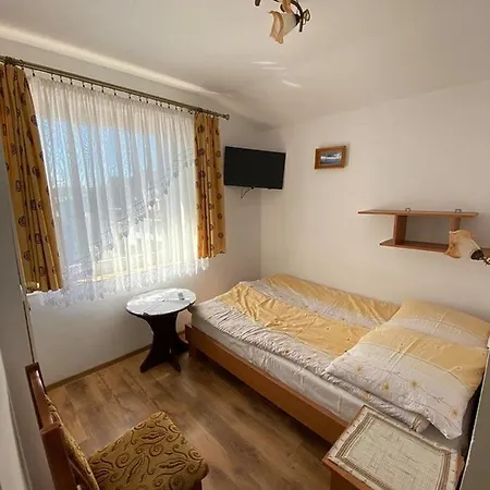 فندق مبيت وإفطار Goscinne Sloneczko Władysławowo